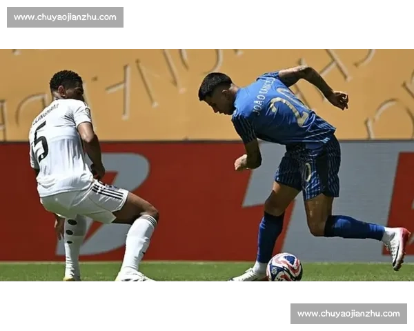 图赫尔训话后贝林再爆粗！世俱杯怒怼裁判引争议