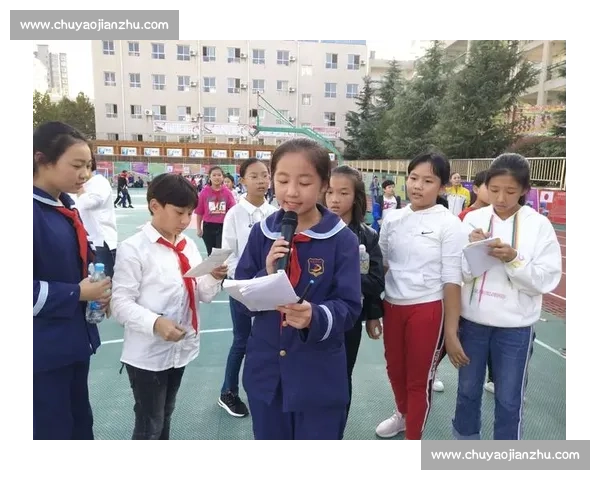 赫伊森首秀汗湿衣襟诠释拼搏，自评表现获认可